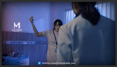 Bác Sĩ Biến Thái Hiếp Dâm Y Tá Trưởng