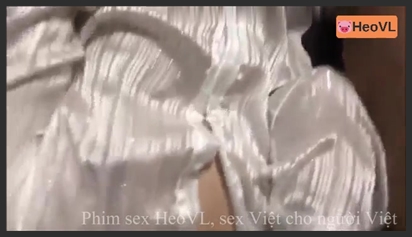 Bắn tinh trùng vào mồm em nuốt sạch