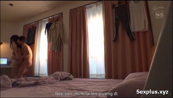 Chịch chị gái của em sướng hơn chịch em luôn người yêu à . SSNI-799