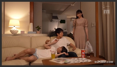 Chị gái vợ quá giống người yêu làm thanh niên đụ nhầm