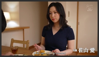 Chồng đi vắng vợ xinh ở nhà bị hàng xóm địt cho chửa