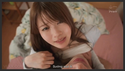 Cô gái dâm đãng không thích mặc quần lót