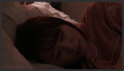 Cô vợ dâm đãng lén lút với sếp của chồng