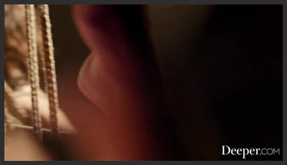 Đâm ngập cặc trong lồn nữ người mẫu trắng xinh