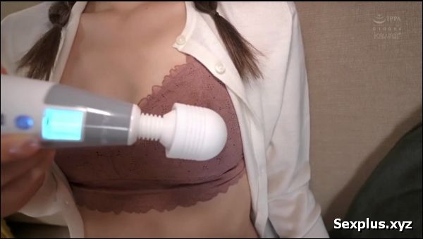 Gái xinh non tơ lần đầu ra mắt phim sex của đời mình . Rino Sakai