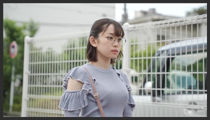 Giúp đỡ cậu bạn trai bị bắt nạt, nữ sinh dính vào đám côn đồ biến thái