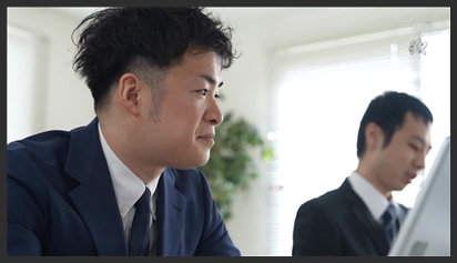 Gọi gái để xả stress ngờ đâu gặp sếp nữ đi làm thêm