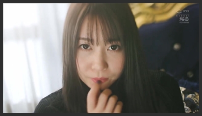 Không thể kìm chế được trước cái lồn đẹp của bạn thân