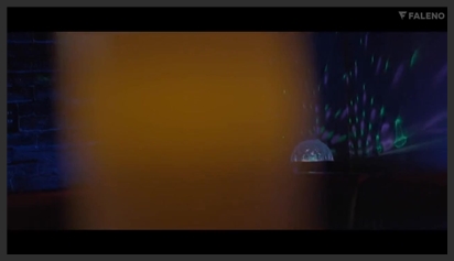 Lựa được em hàng cực phẩm ở phố đèn đỏ