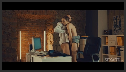 Món quà tặng anh đồng nghiệp sửa giúp máy tính bị lỗi