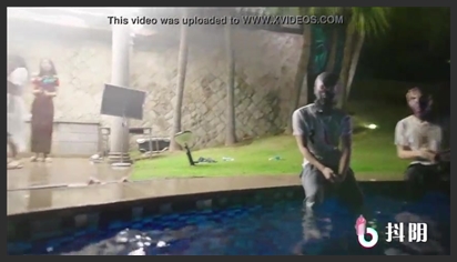 Những cô nàng thiếu thốn tình dục và cái kết