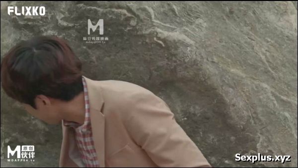 Sống thử cùng cô bạn gái là đồng nghiệp cực dâm