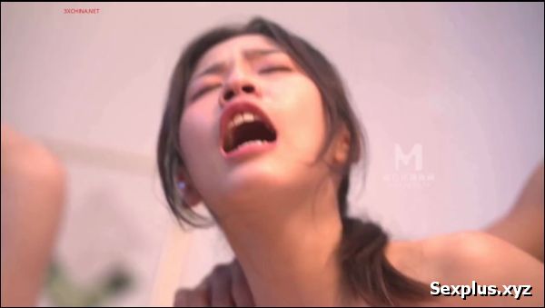 Tết Trung Thu gia đình tụ họp rồi làm tình tập thể