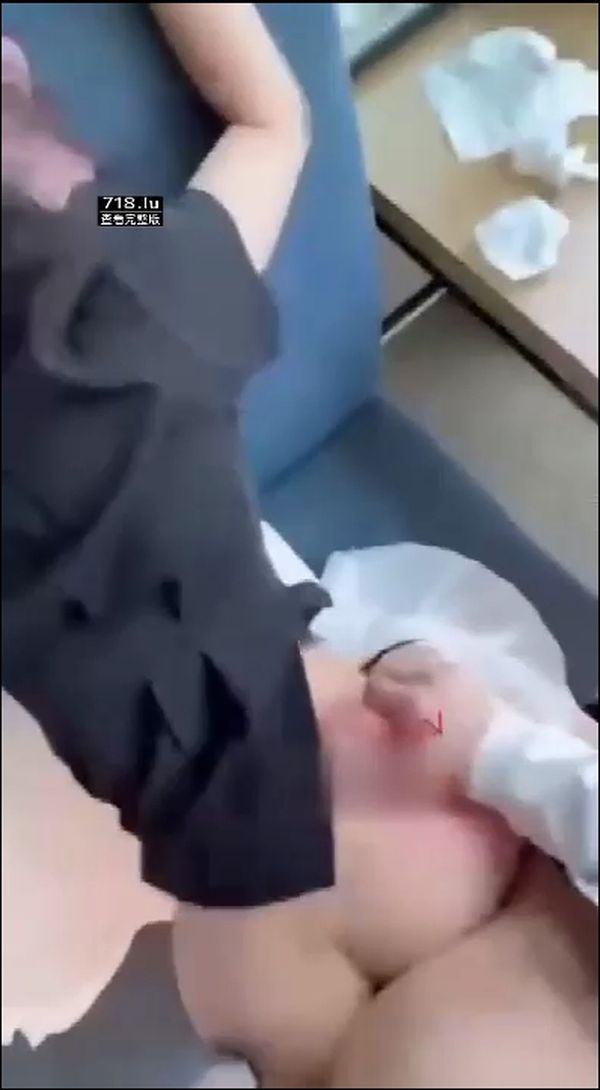 Lộ clip hotgirl Việt bán dâm cho anh tàu khựa đẹp trai – Phần 2 phim sex khong che