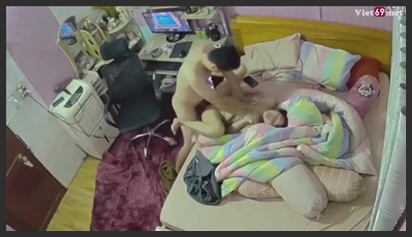 sex hack cam chồng vừa chơi game vừa chịch vợ phim sex khong che