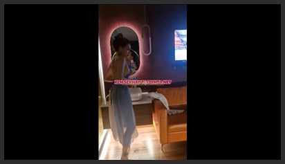 Lộ clip sex hai thanh niên some em gái cực ngon phim sex khong che