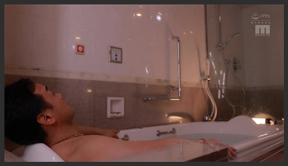 Anh trai đòi mách má khi phát hiện em kế chụp ảnh sex gửi bạn trai phim sex khong che