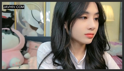 Anh trai đút cặc vào âm hộ của em gái phim sex khong che