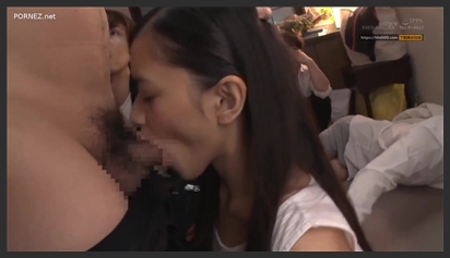 Địt tập thể cô gái dâm thiếu thốn phim sex khong che