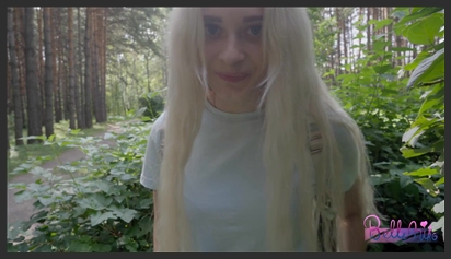 Dùng tiền mua dâm em gái vú to Đang Đón xe buýt phim sex khong che