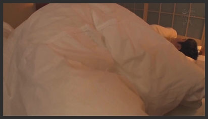 Em Ông xã gu hơi mặn lụm luôn bồn chứa tinh của anh trai sau khi thấy chị thủ dâm phim sex khong che