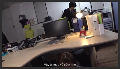 Vào phòng địt nhau với bố và bạn của bố phim sex khong che