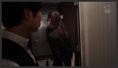 tình cảm với Fuua Kaede trong quán bar